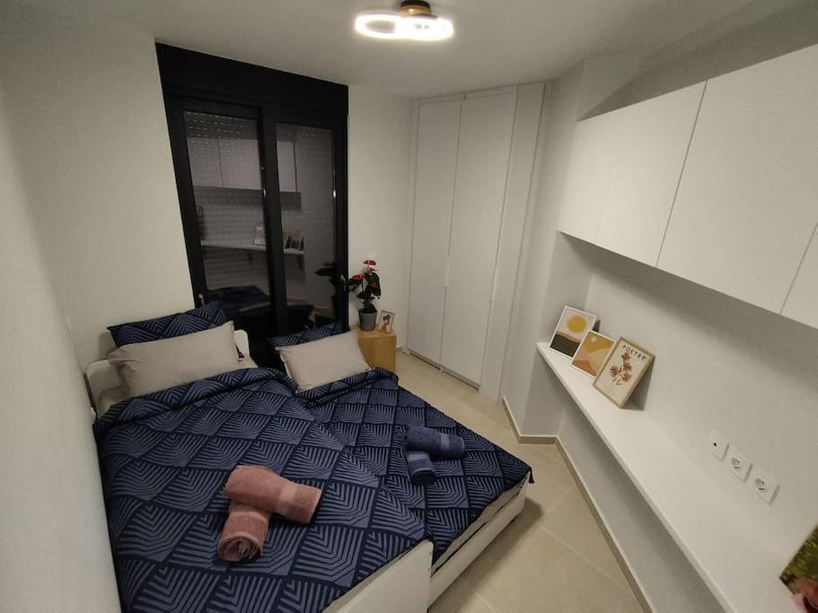 Floral Home 1 - Ground Floor Apt With Courtyard And Private Parking! Атина Екстериор снимка